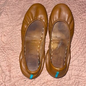 Chestnut Tieks